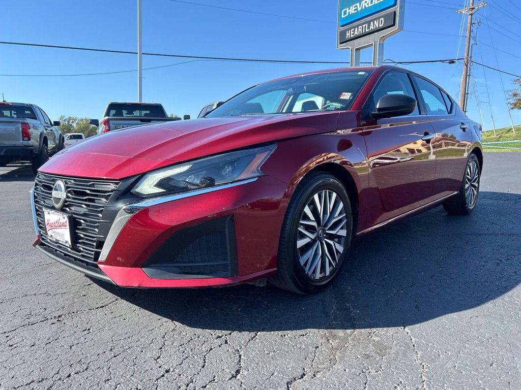 Used 2025 Nissan Altima 2.5 SV FWD 360° Tour