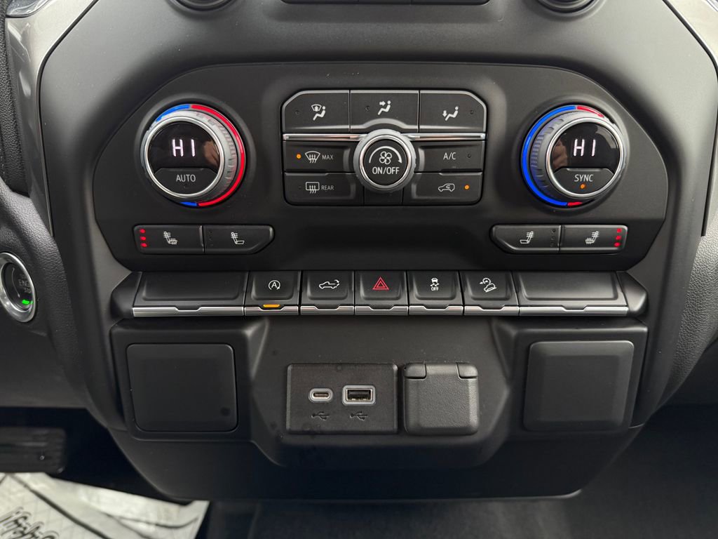 Used 2022 Chevrolet Silverado 1500 RST image 29