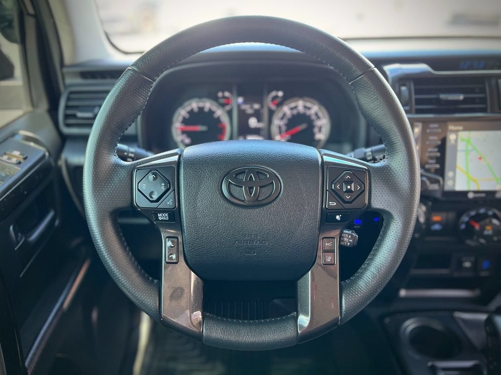 Used 2022 Toyota 4Runner TRD Off-Road Premium w/ Moonroof Package AWD/4WD image 14