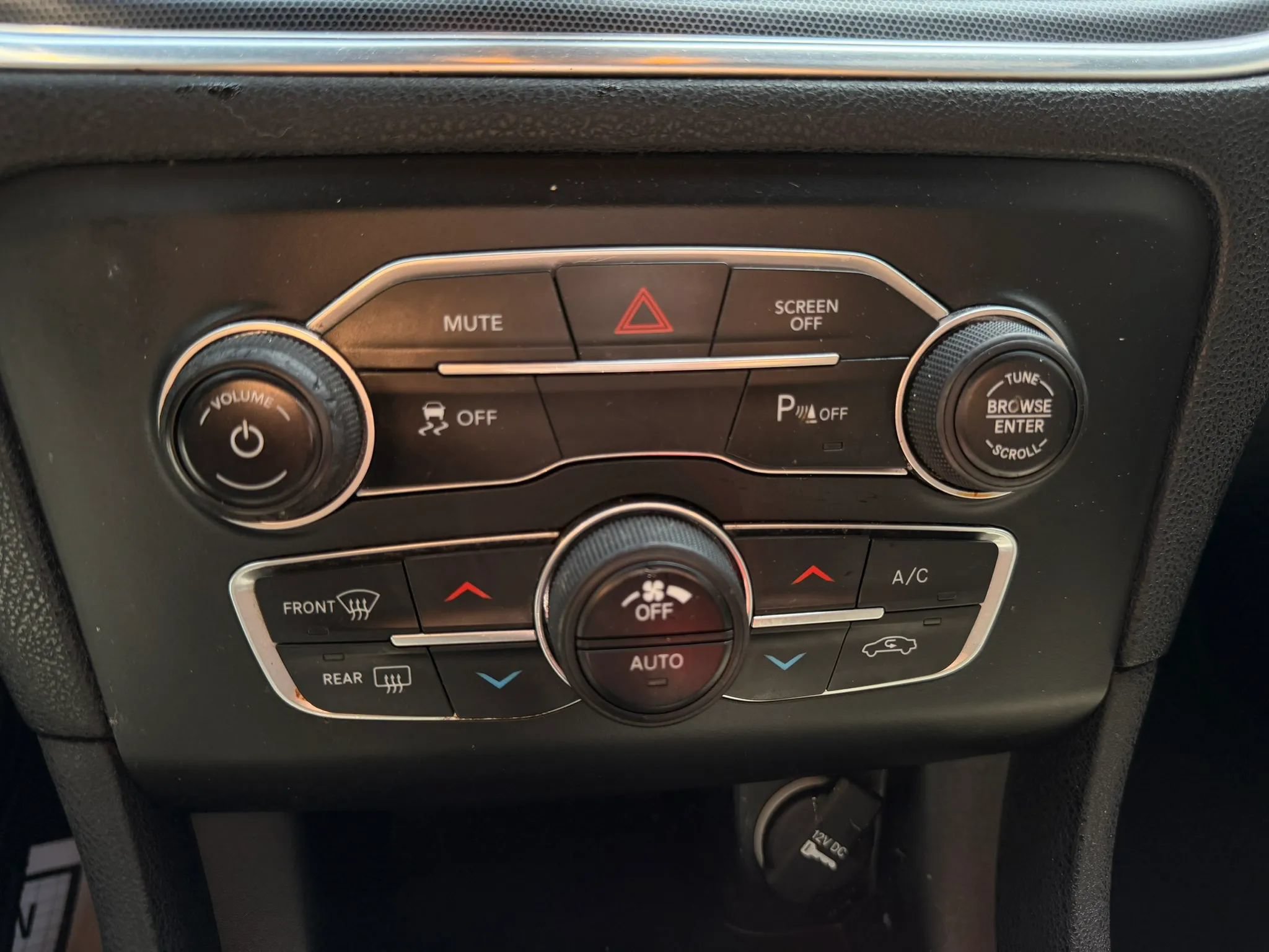 Used 2018 Dodge Charger SXT Plus RWD image 77