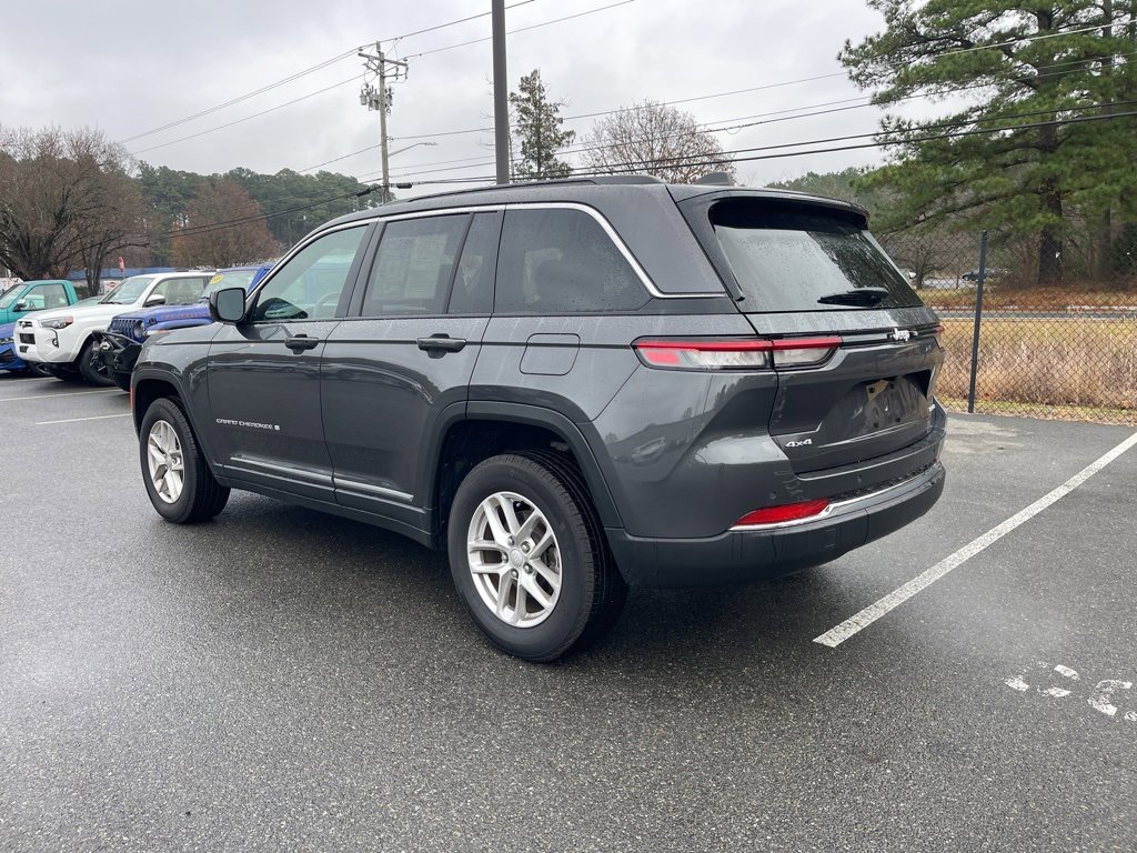 Used 2025 Jeep Grand Cherokee Laredo X w/ Luxury Tech Group I image 7