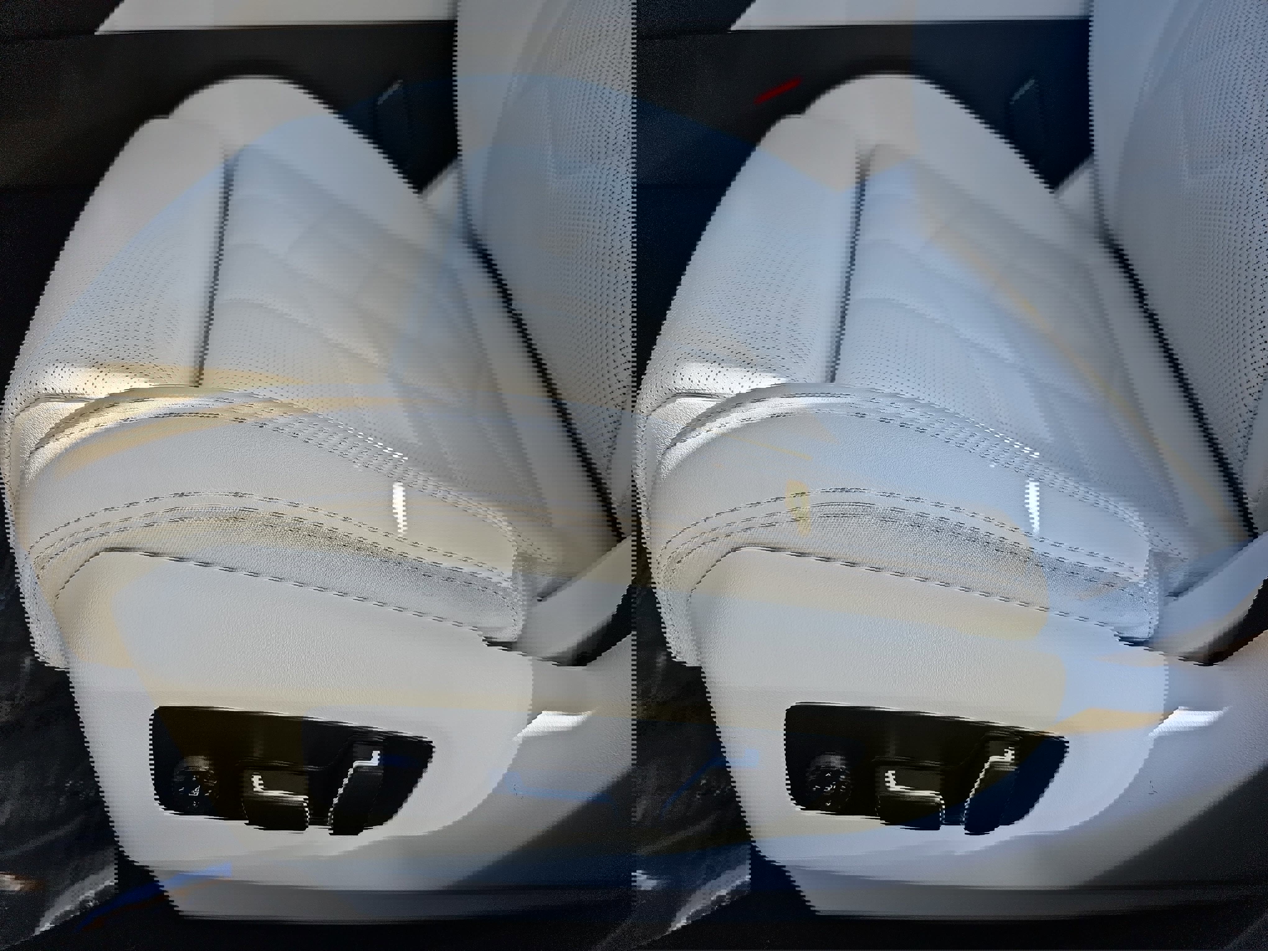 Used 2025 BMW i5 eDrive40i image 29