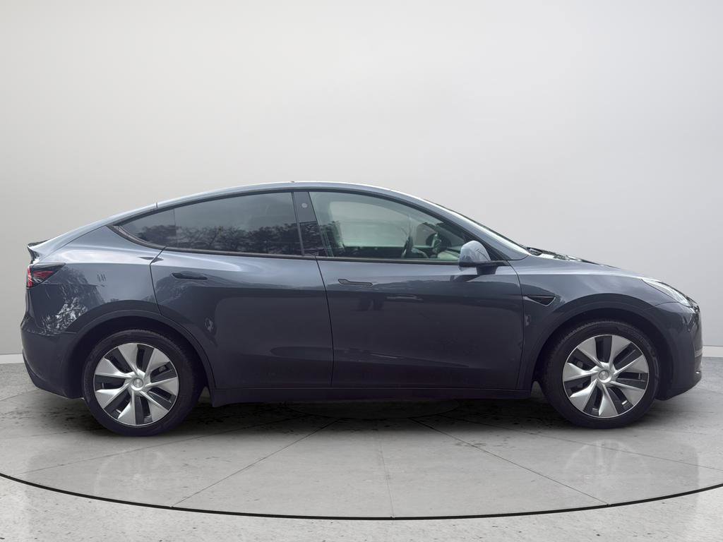 Used 2021 Tesla Model Y Long Range AWD/4WD image 5