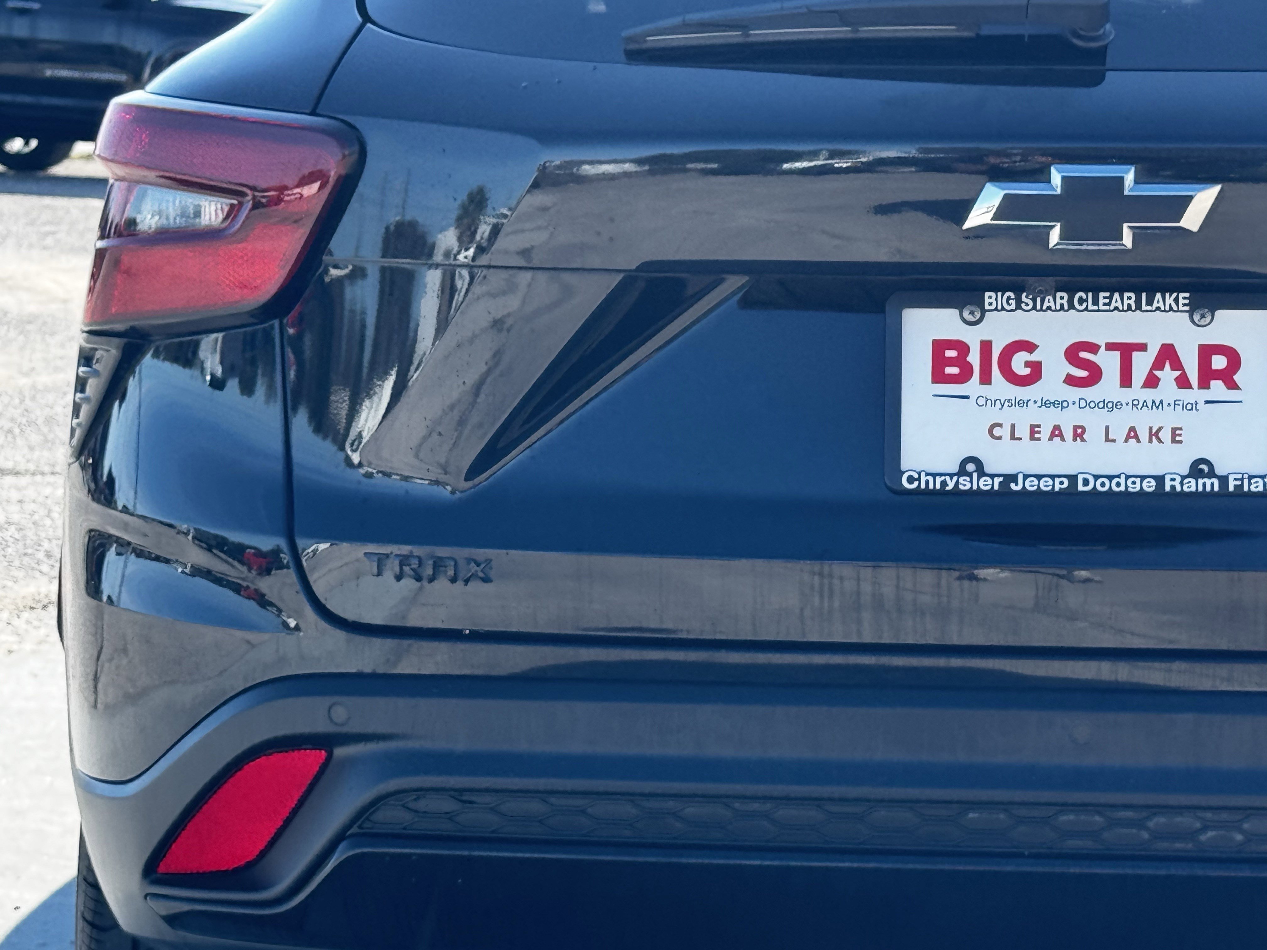 Used 2025 Chevrolet Trax RS w/ Driver Confidence Package image 11