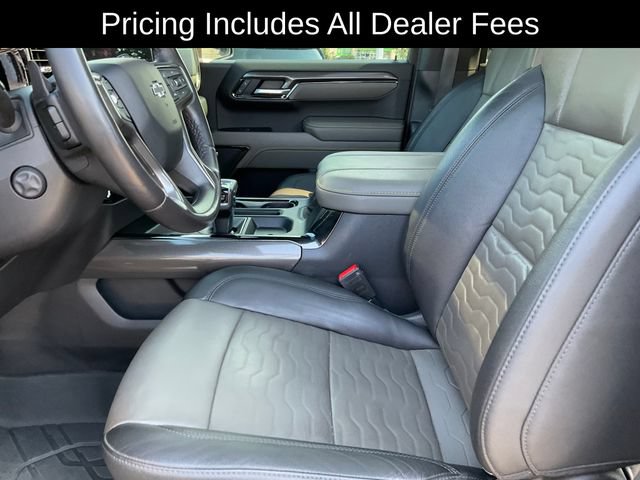 Used 2023 Chevrolet Silverado 1500 ZR2 w/ Technology Package AWD/4WD image 5