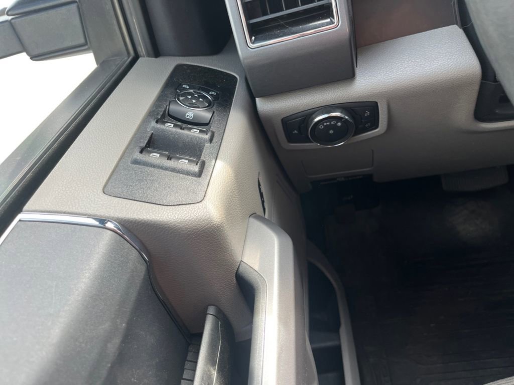 Used 2022 Ford F250 XLT AWD/4WD image 18