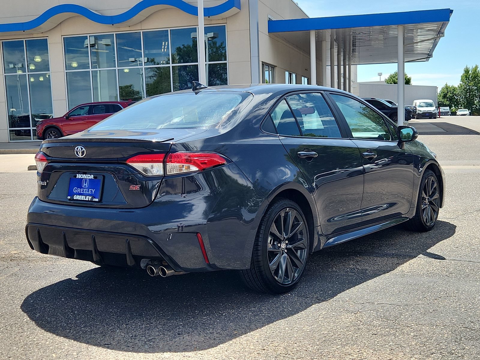 Used 2025 Toyota Corolla SE FWD image 5