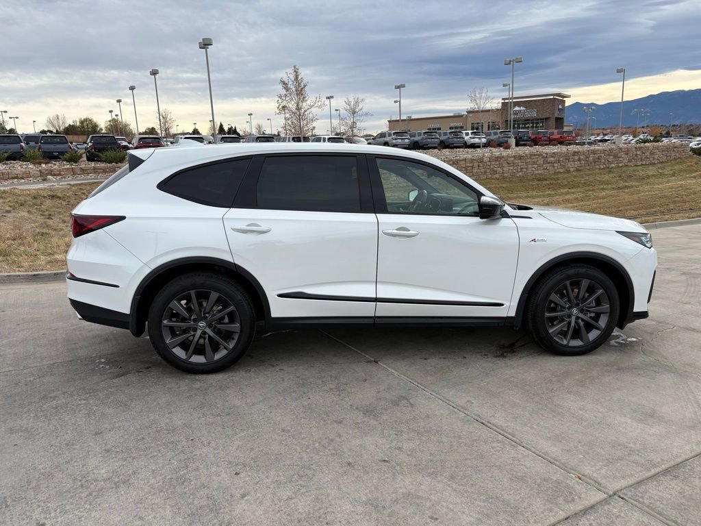 Used 2025 Acura MDX A-Spec image 9