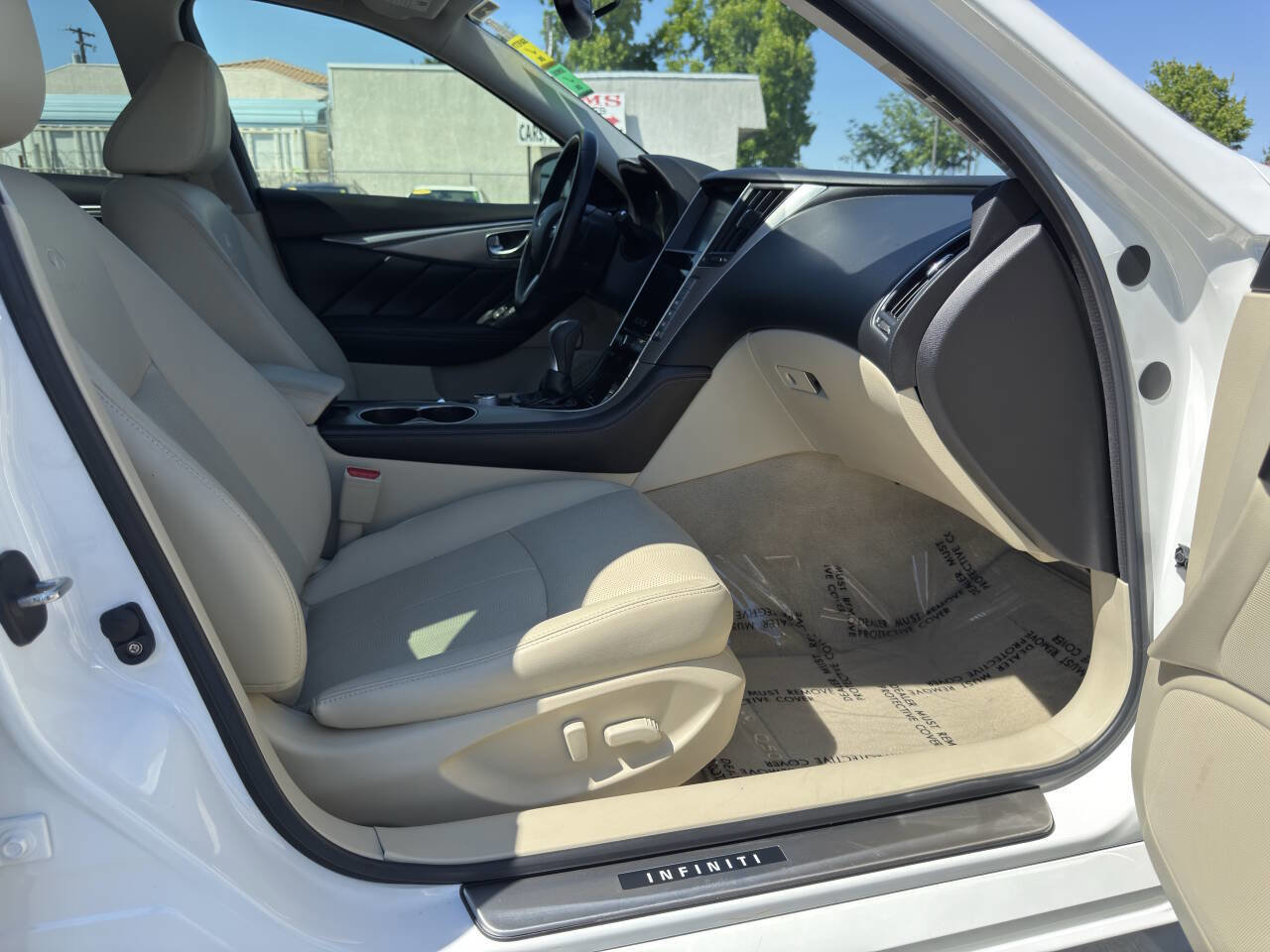 Used 2014 INFINITI Q50 Premium w/ Navigation Package RWD image 13