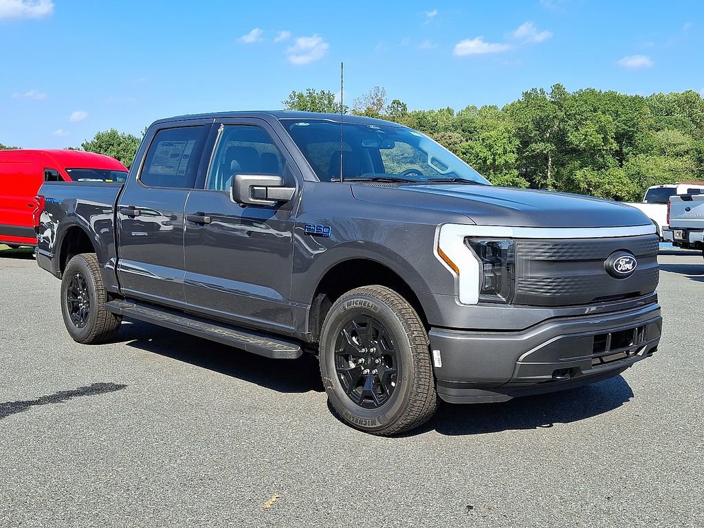 New 2025 Ford F150 Lightning XLT