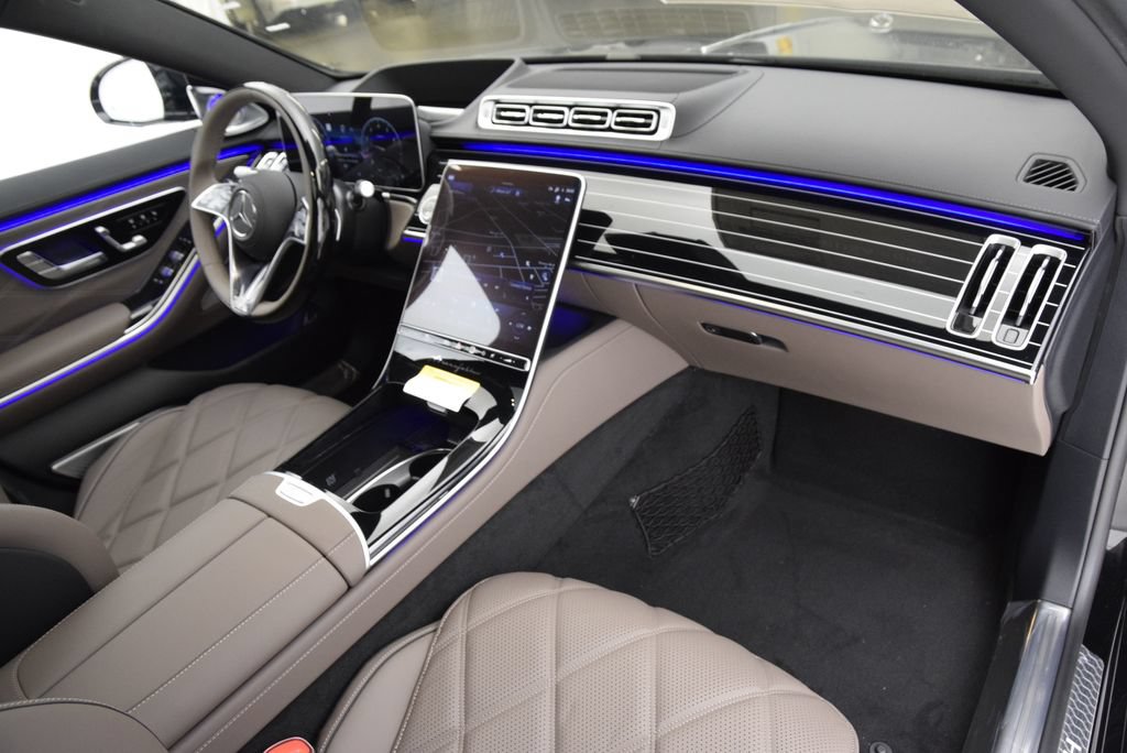 New 2026 Mercedes-Benz Maybach S 580 4MATIC image 14