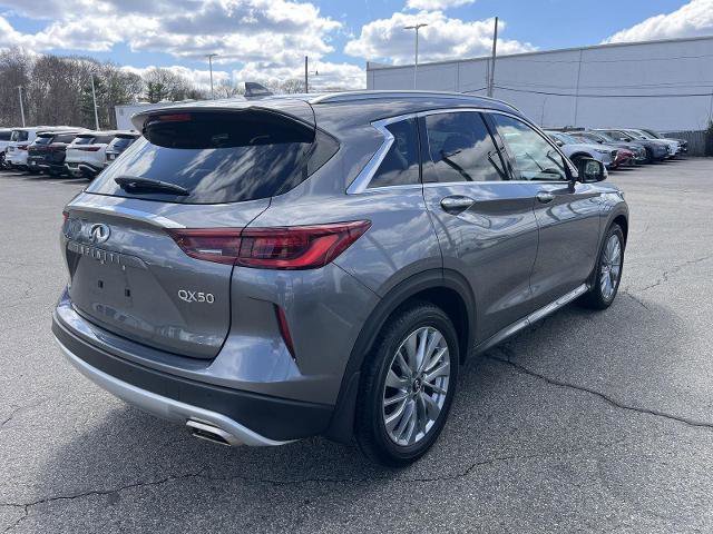 Certified 2023 INFINITI QX50 Luxe image 3