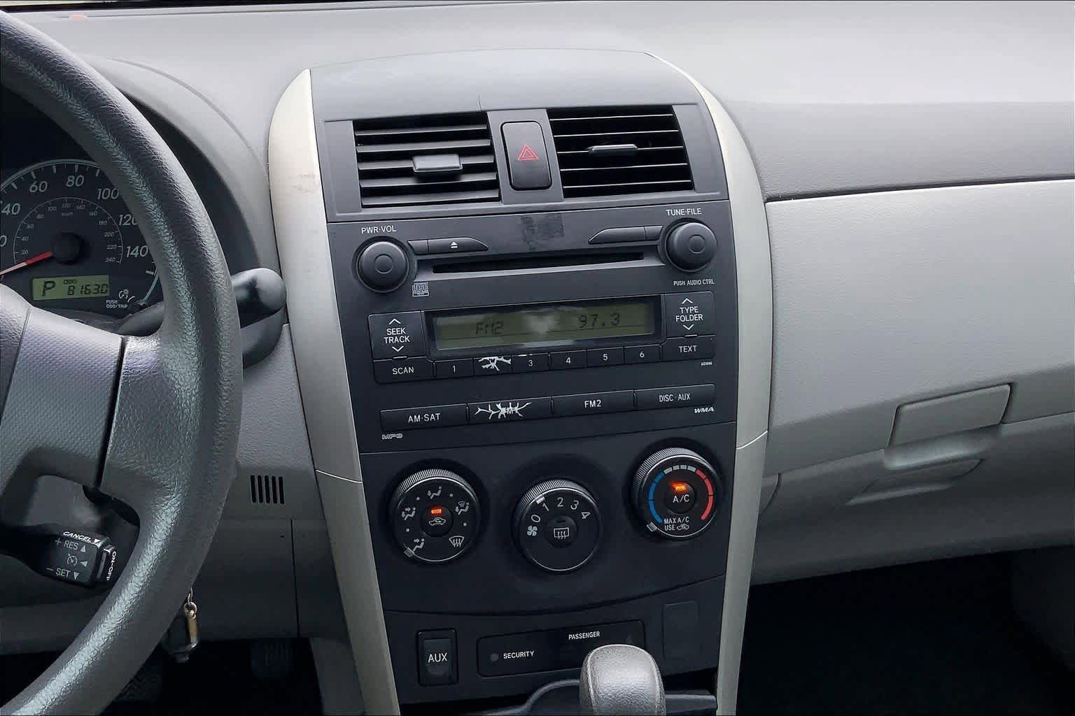 Used 2009 Toyota Corolla LE FWD image 6