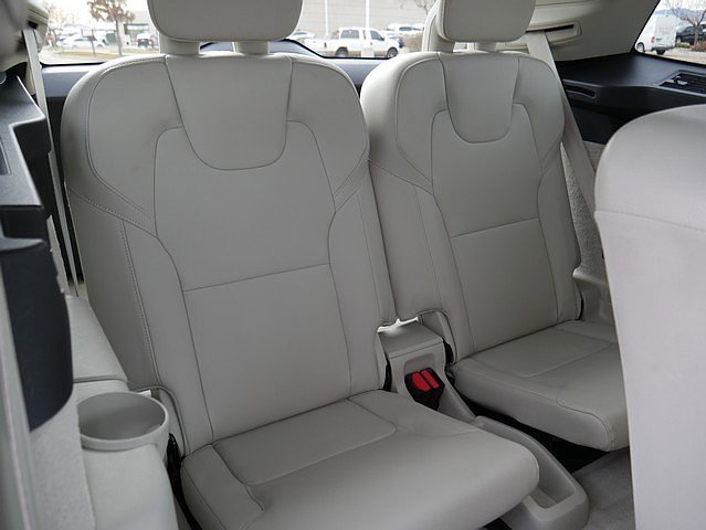 Used 2016 Volvo XC90 T6 Momentum w/ Momentum Plus Package image 51