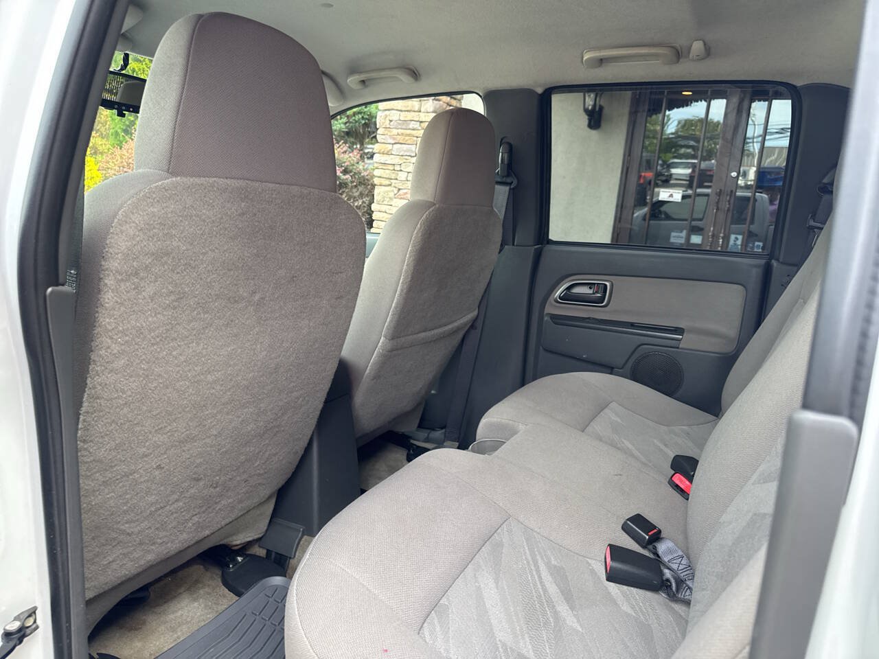 Used 2005 Chevrolet Colorado LS w/ Safe And Sound Package RWD image 10