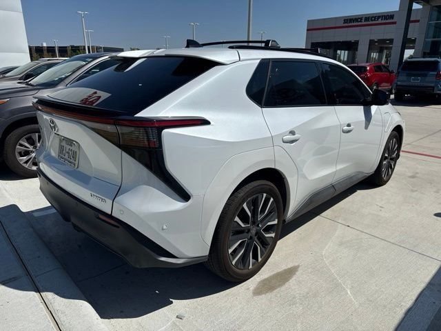 Used 2026 Toyota bZ FWD image 7