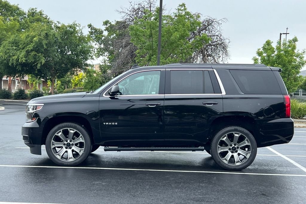 Used 2019 Chevrolet Tahoe LS w/ Enhanced Driver Alert Package AWD/4WD image 14