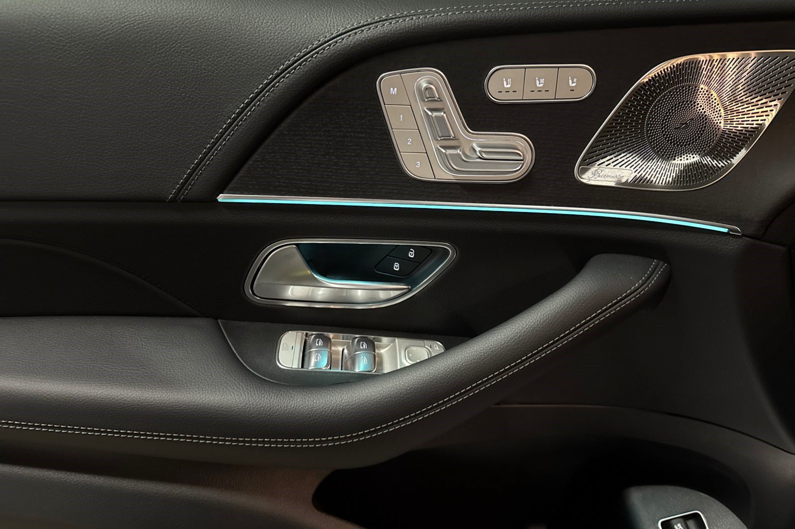 New 2026 Mercedes-Benz GLS 580 4MATIC image 13