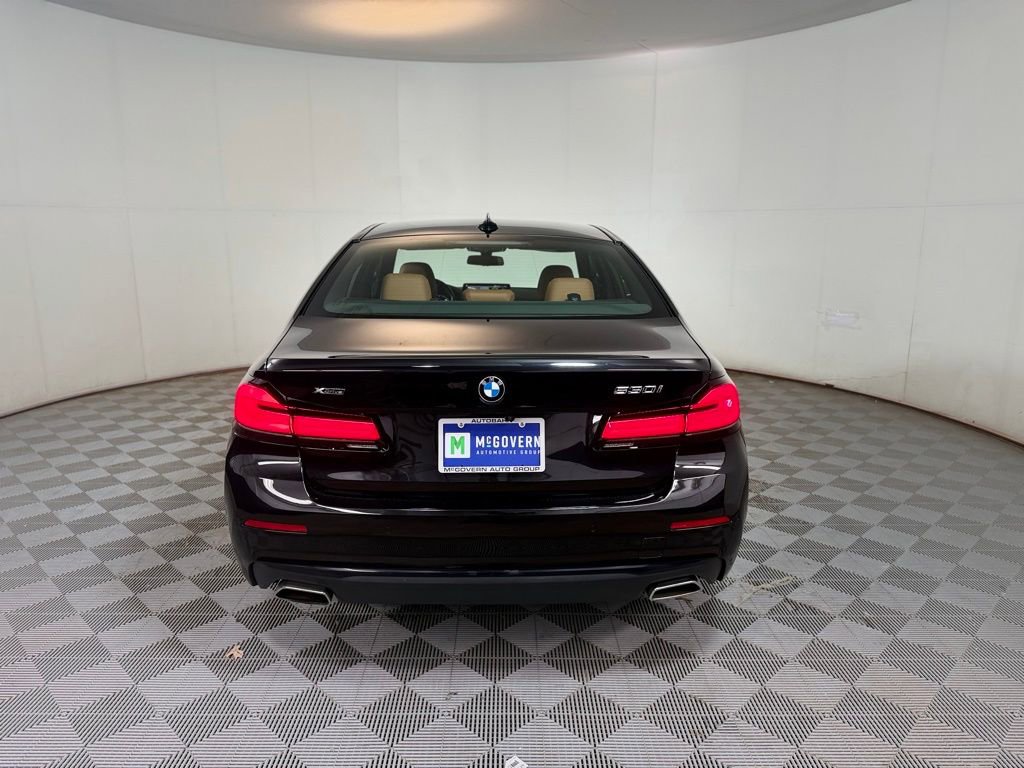 Used 2022 BMW 530i xDrive w/ Convenience Package AWD/4WD image 5