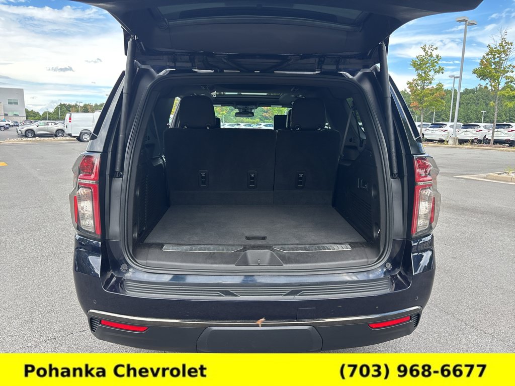 Used 2021 Chevrolet Suburban RST w/ Luxury Package AWD/4WD image 28