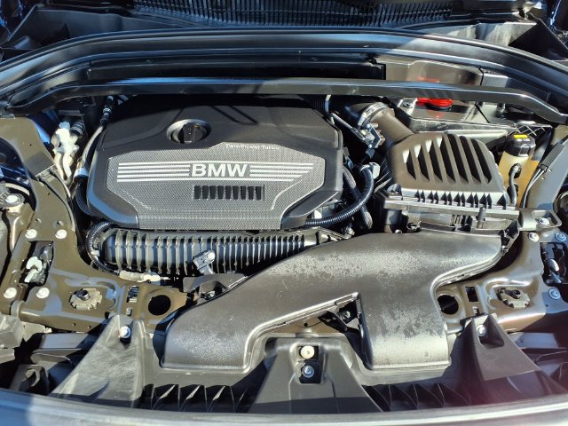 Used 2021 BMW X1 sDrive28i FWD image 3