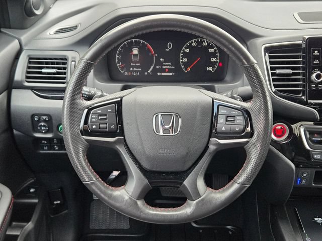 Used 2025 Honda Ridgeline Black Edition image 21