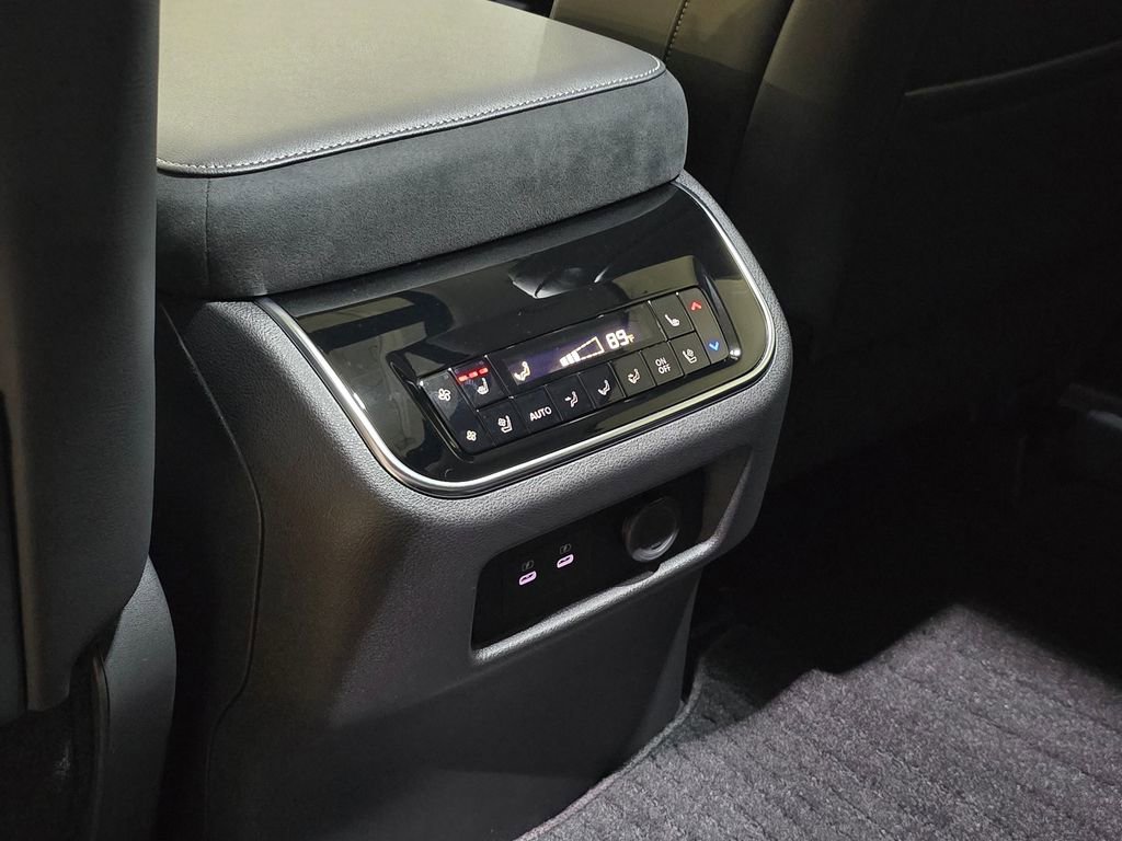New 2025 INFINITI QX80 Luxe w/ Cargo Package image 28