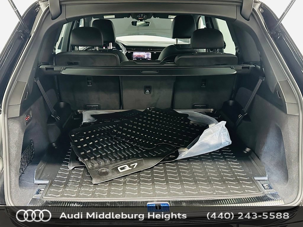 Certified 2026 Audi Q7 3.0T Premium w/ Convenience Plus Package AWD/4WD image 32