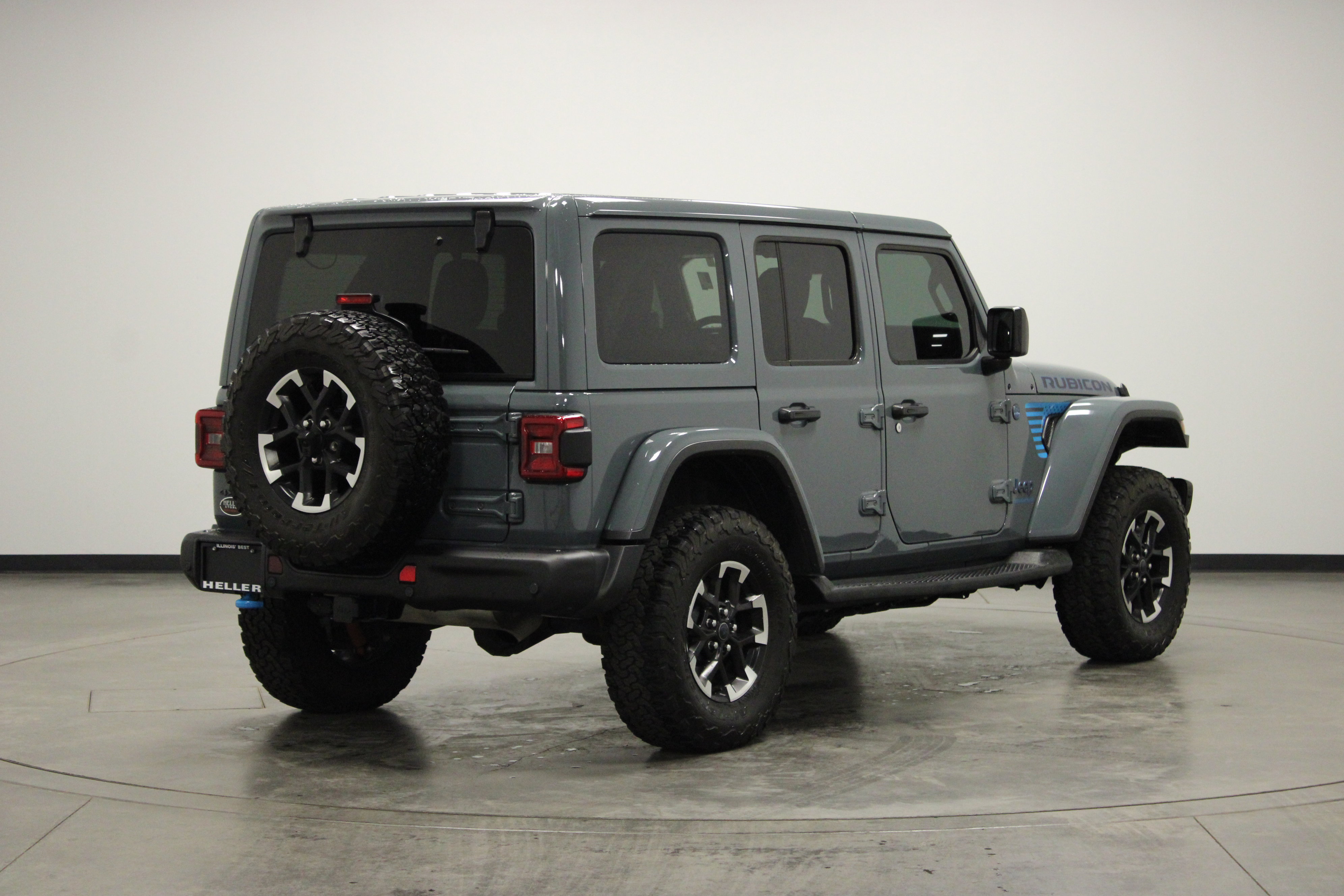 Used 2024 Jeep Wrangler Unlimited Rubicon 4xe image 8