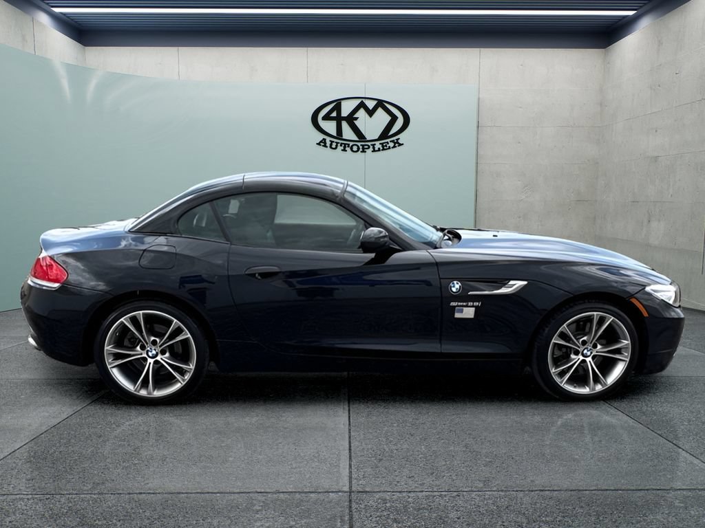 Used 2014 BMW Z4 sDrive35i RWD image 2