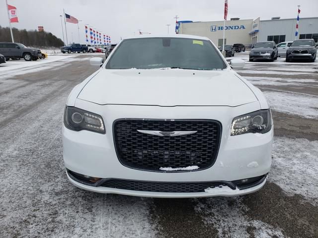 Used 2019 Chrysler 300 S video 2