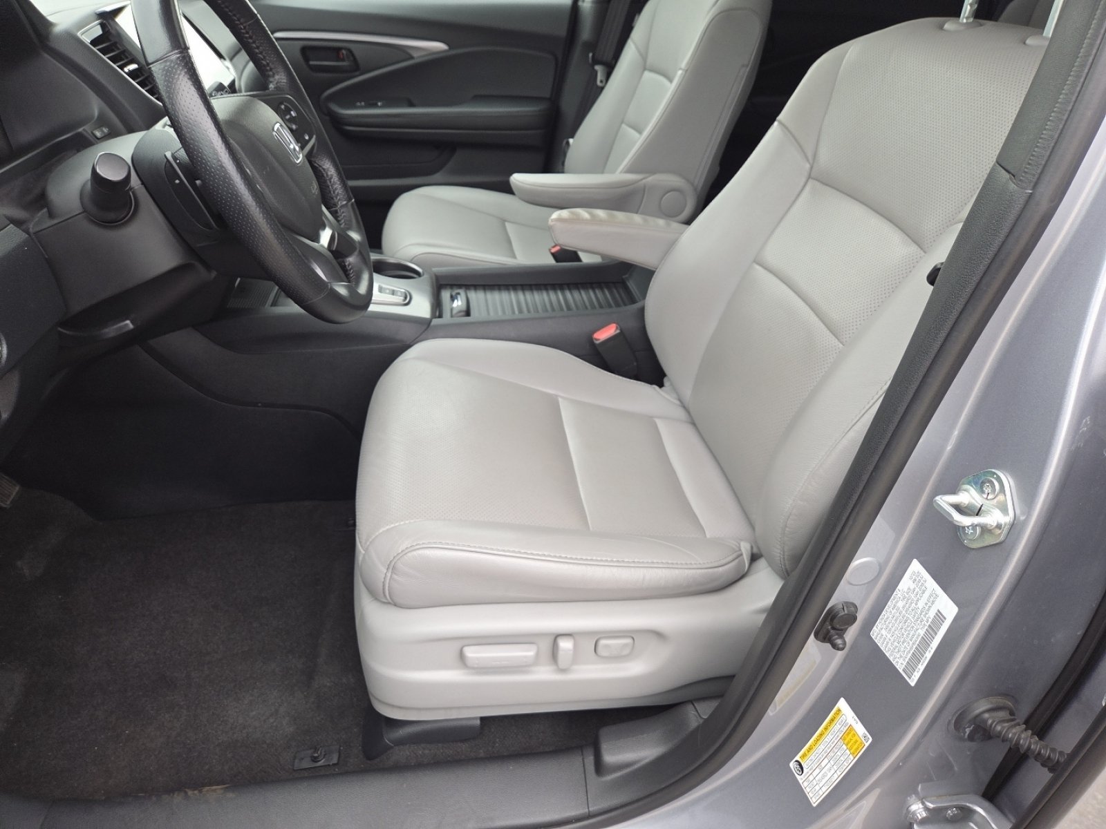 Used 2023 Honda Passport EX-L image 26