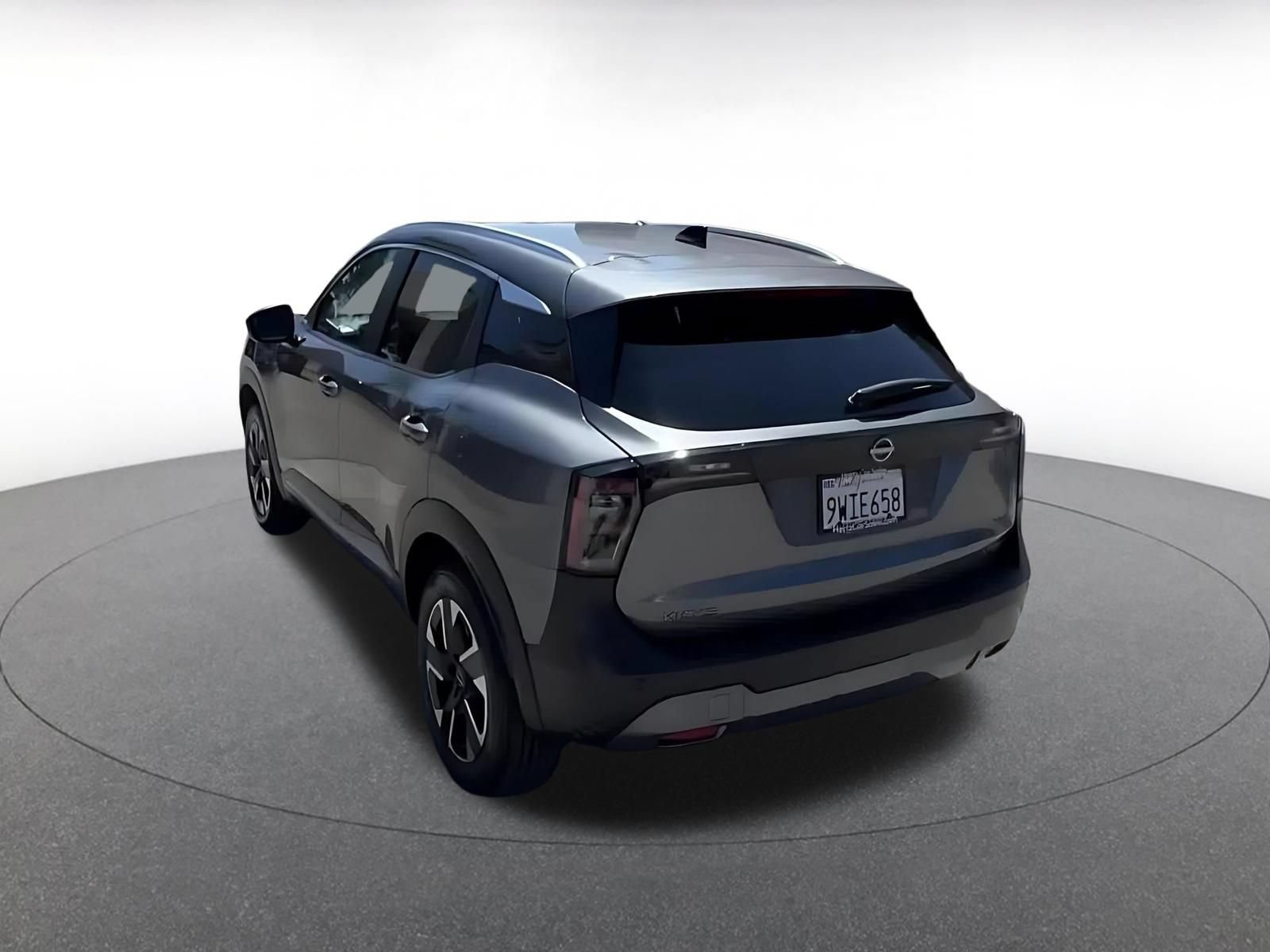 Used 2026 Nissan Kicks SV w/ Cold Weather Package AWD/4WD image 11