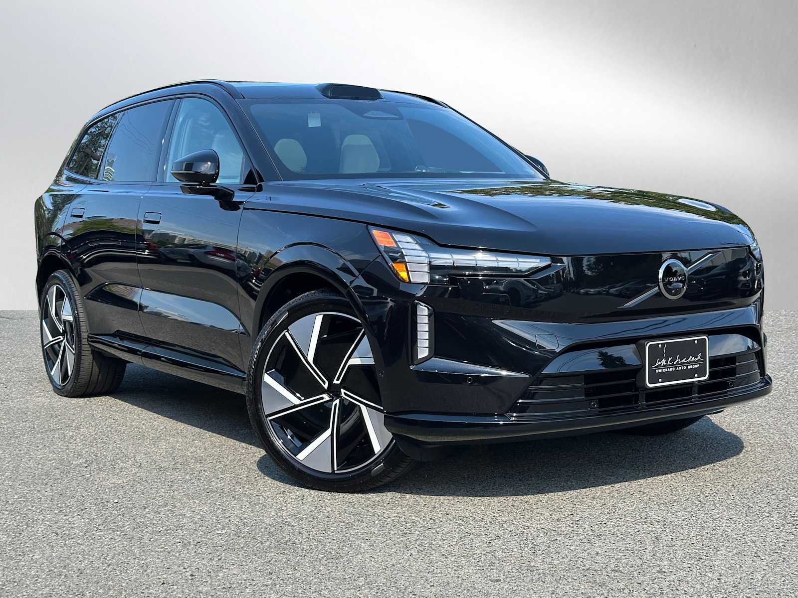 New 2025 Volvo EX90 Ultra w/ Protection Package Premier image 1