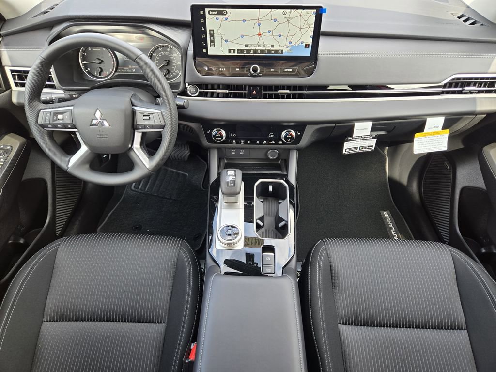 New 2026 Mitsubishi Outlander ES image 19