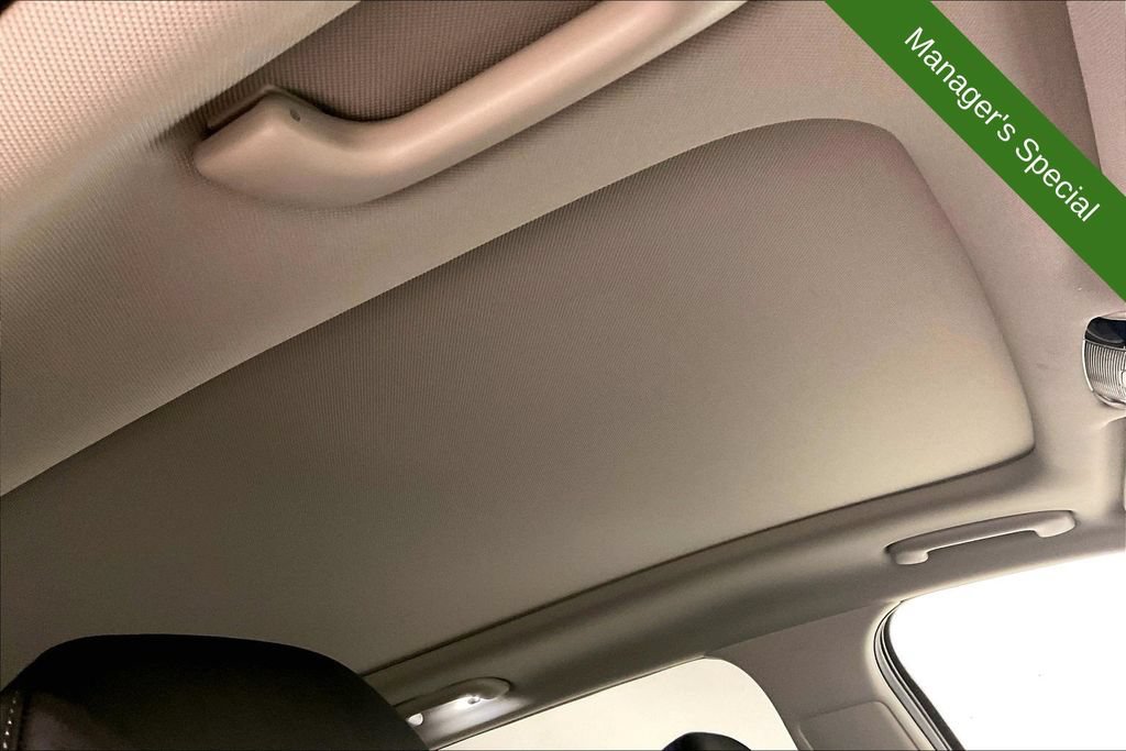 Used 2025 Kia Sorento EX w/ Panoramic Sunroof Package FWD image 21