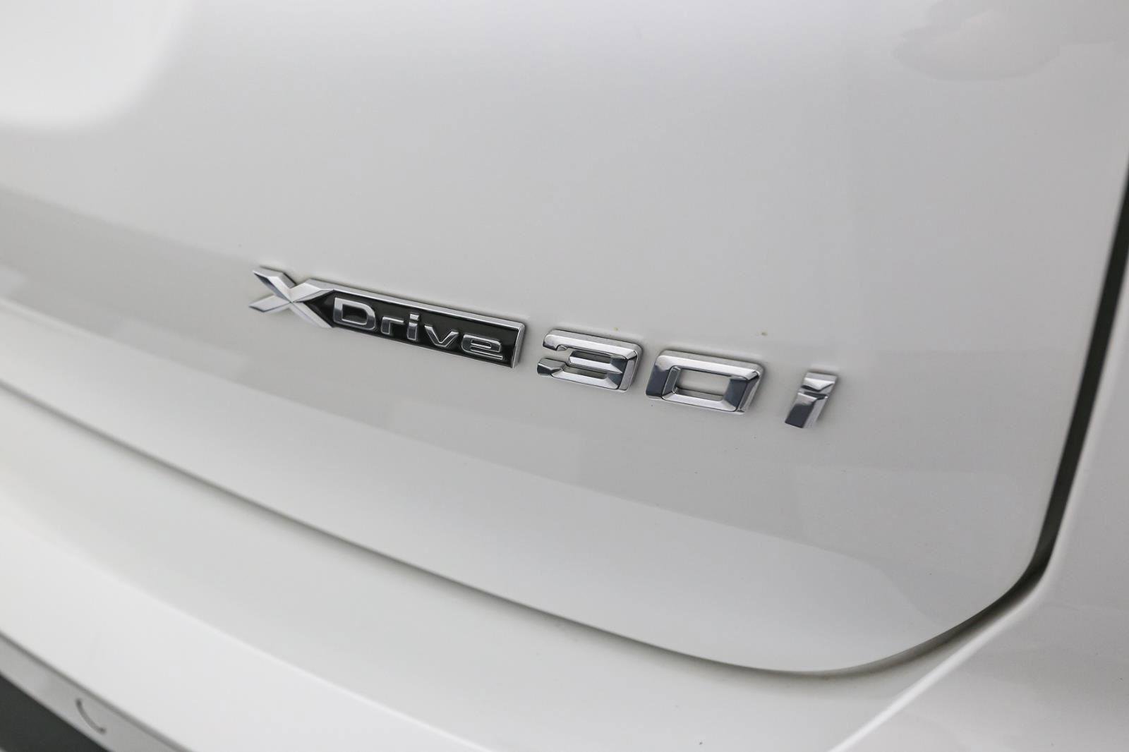 Used 2023 BMW X3 xDrive30i w/ Premium Package image 11