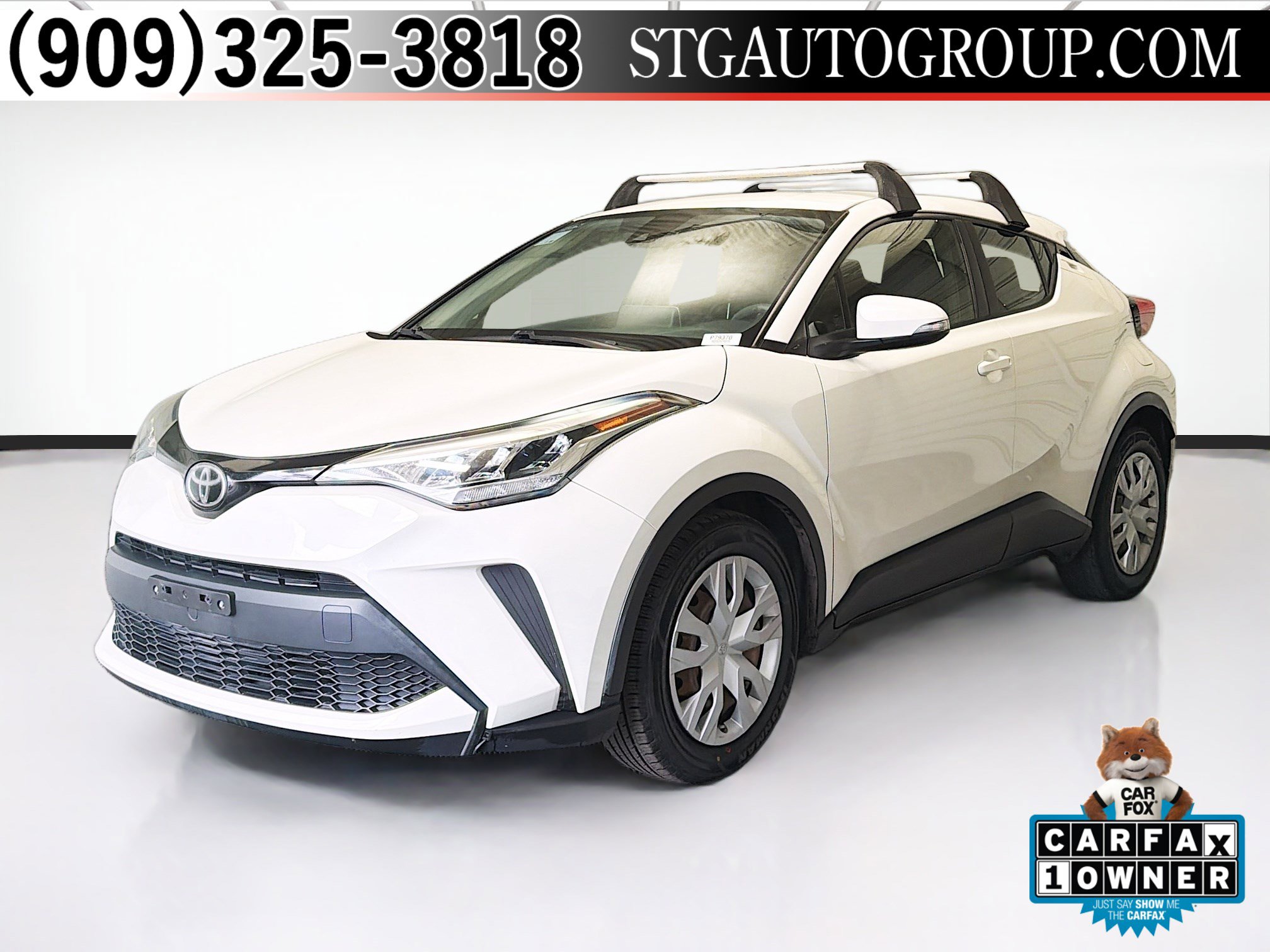Used 2020 Toyota C-HR LE FWD image 1