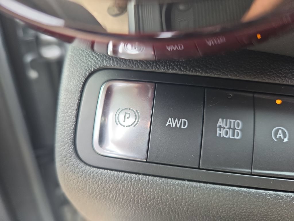 New 2026 Chevrolet Equinox RS w/ Convenience Package III AWD/4WD image 18