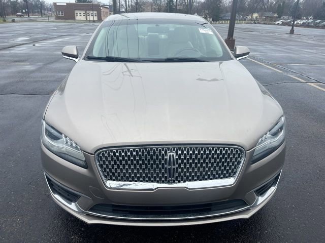 Used 2018 Lincoln MKZ Premiere image 2