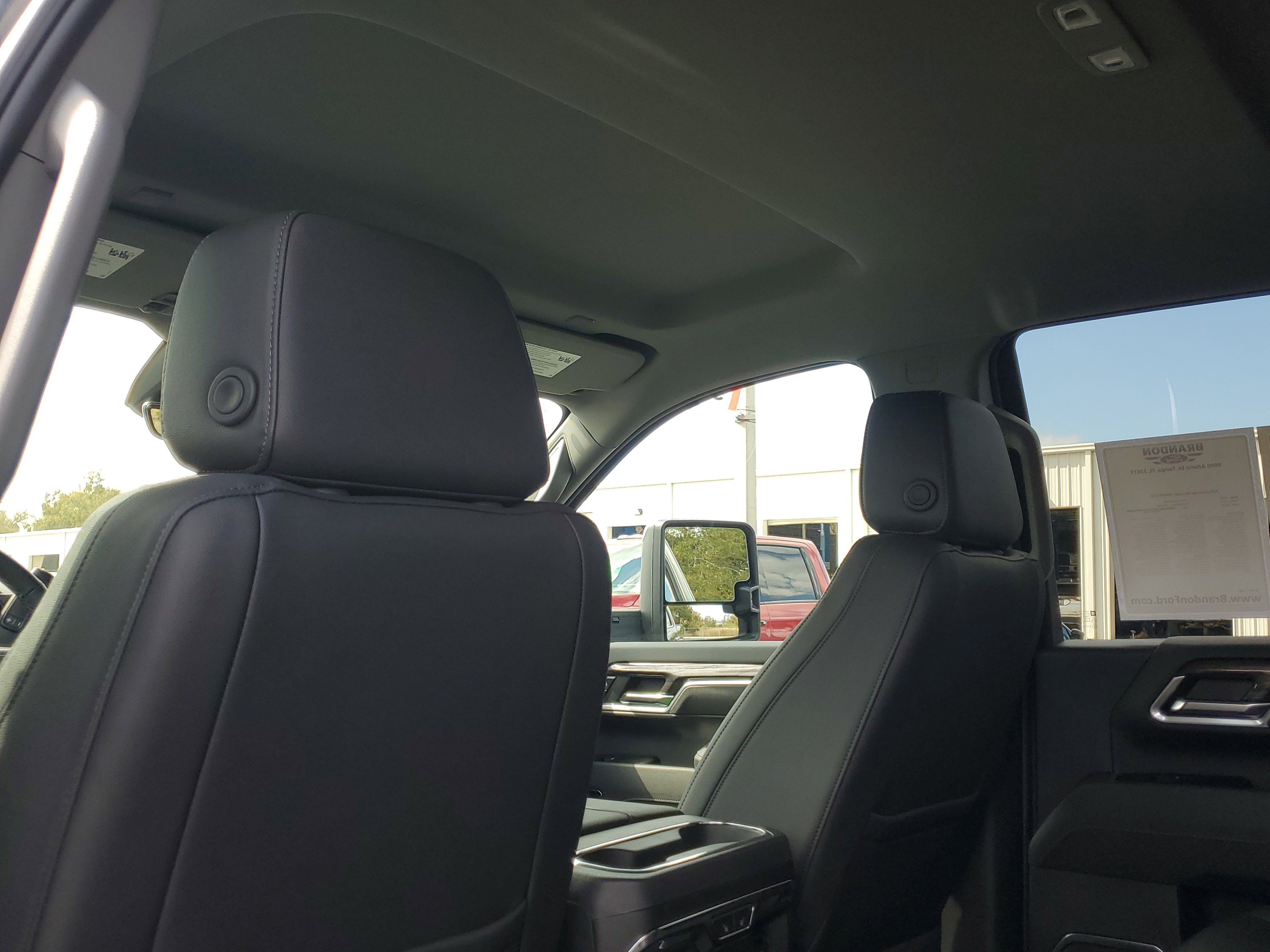 Used 2026 Chevrolet Silverado 3500 LTZ w/ LTZ Premium Package image 14