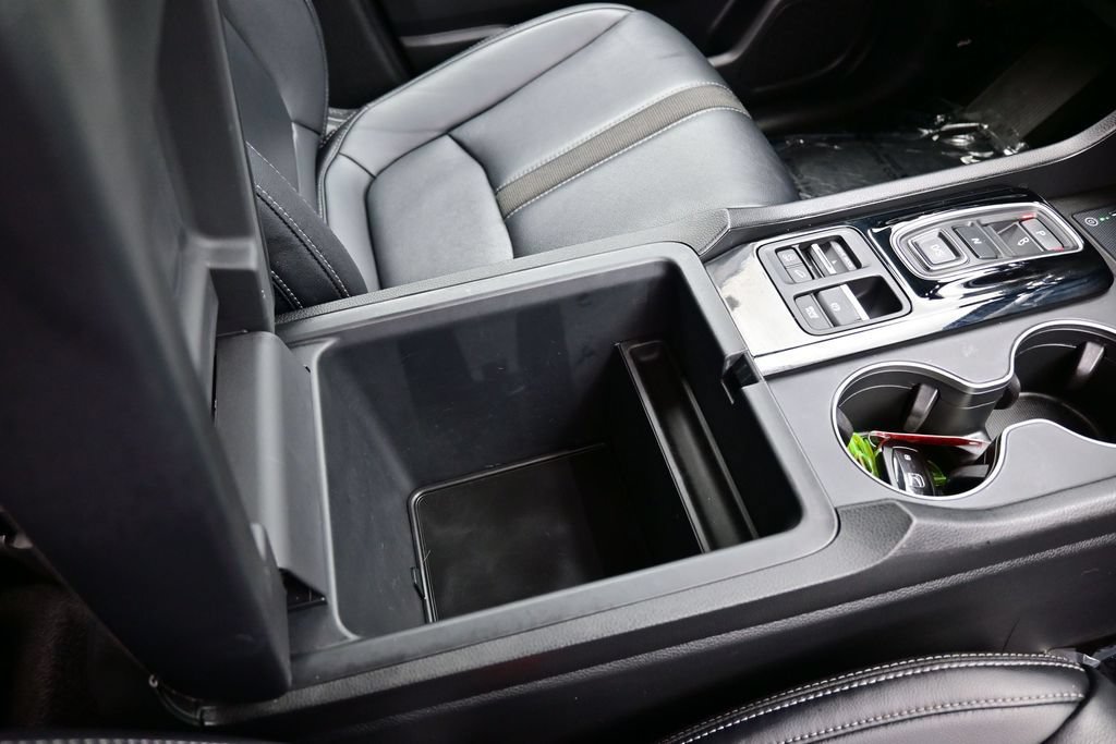 Used 2025 Honda Pilot EX-L image 38