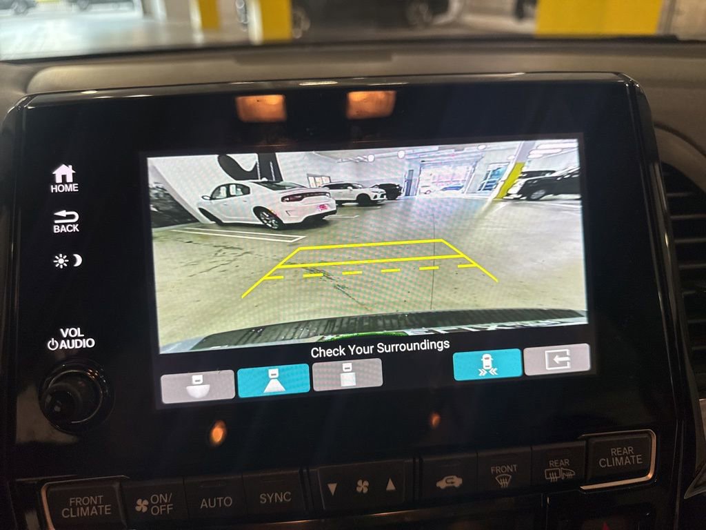 Used 2023 Honda Odyssey Elite image 11