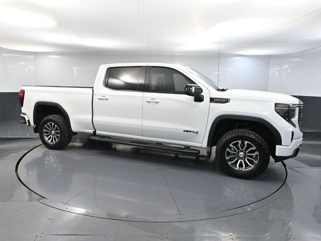 Used 2023 GMC Sierra 1500 AT4 w/ AT4 Preferred Package image 4