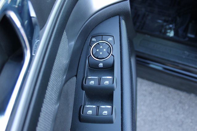 Used 2018 Ford Explorer XLT w/ Equipment Group 202A image 11