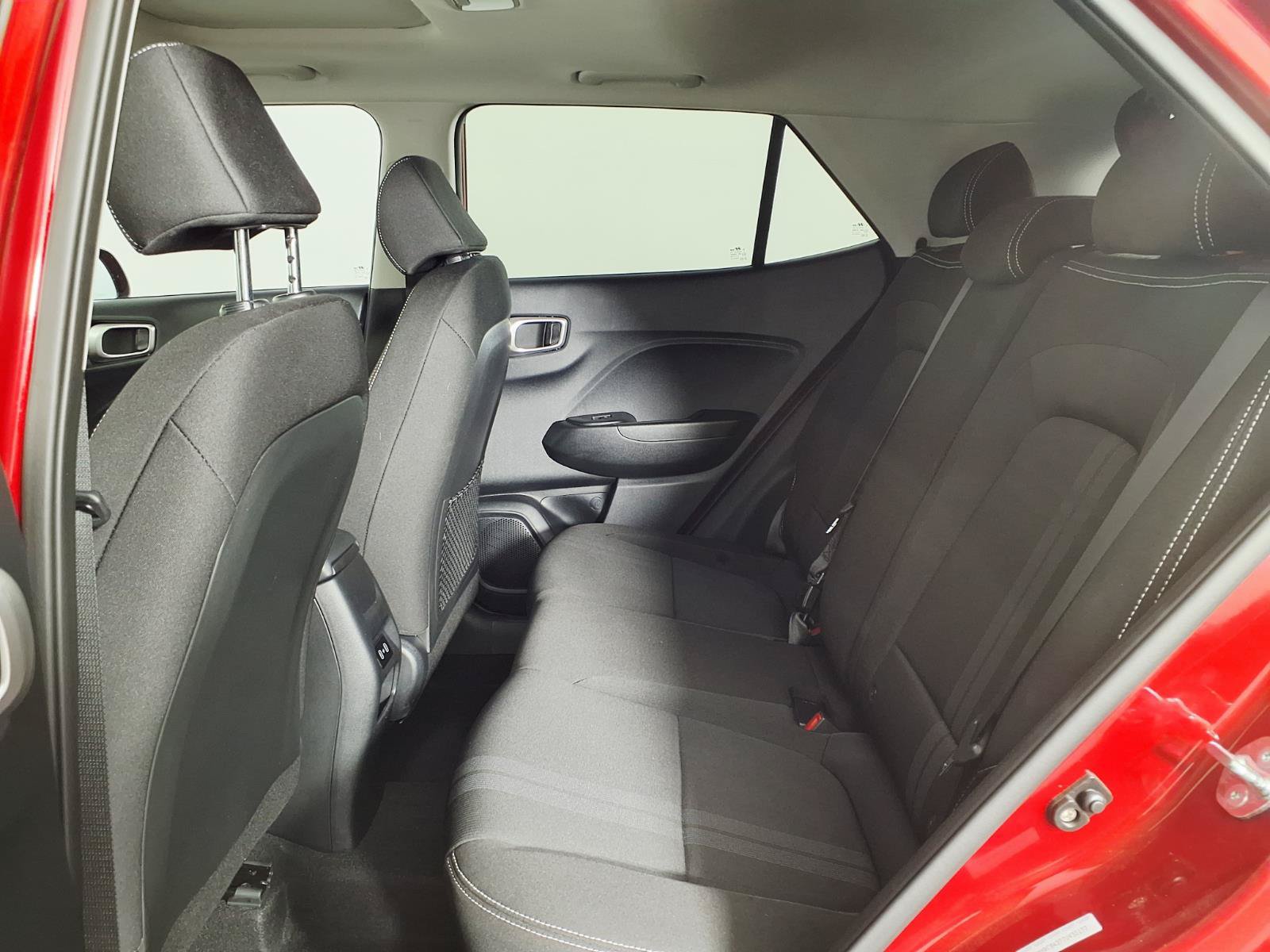 Certified 2026 Hyundai Venue SEL FWD image 13