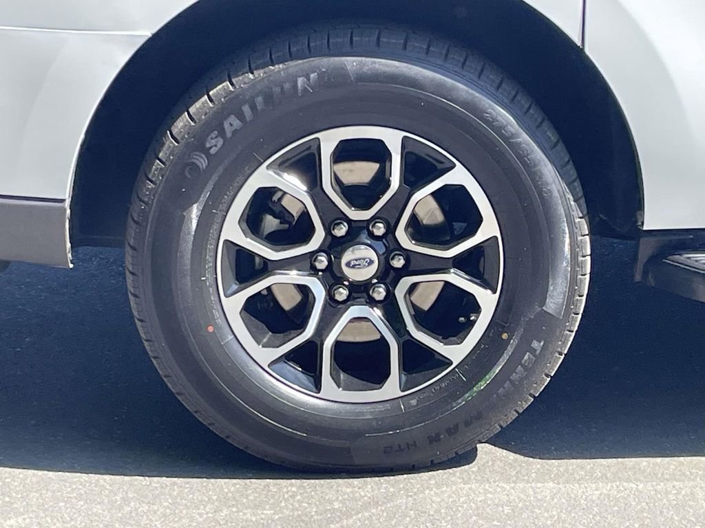 Used 2024 Ford Expedition Max XLT RWD image 7