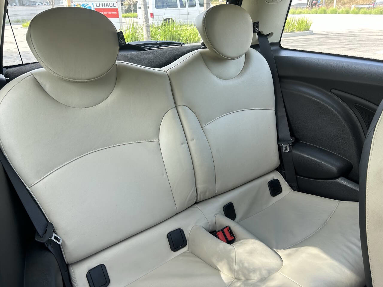 Used 2013 MINI Cooper S image 31