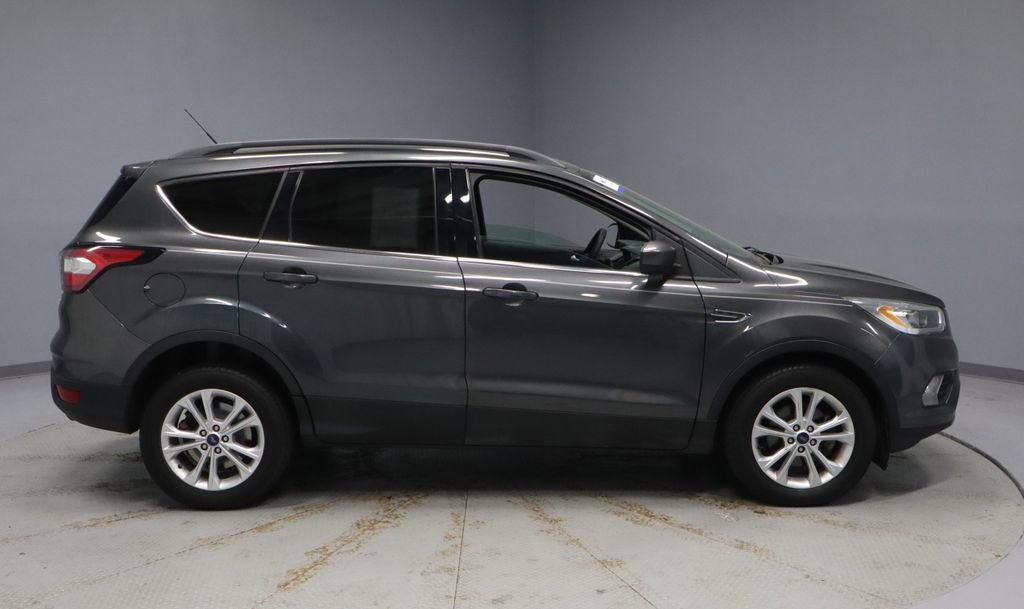 Certified 2017 Ford Escape SE w/ Equipment Group 201A FWD image 11