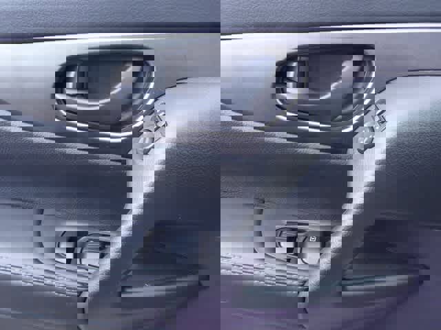 Used 2019 Nissan Rogue Sport S image 17